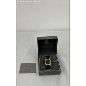 Vintage Bill Blass 262-Y481 Watch Leather Strap Gold Tone Case Black Dial New